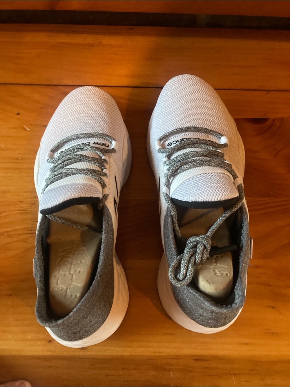 New Balance Roav White and Gray Lightweight Athletic Sneaker - Picture 4 of 4